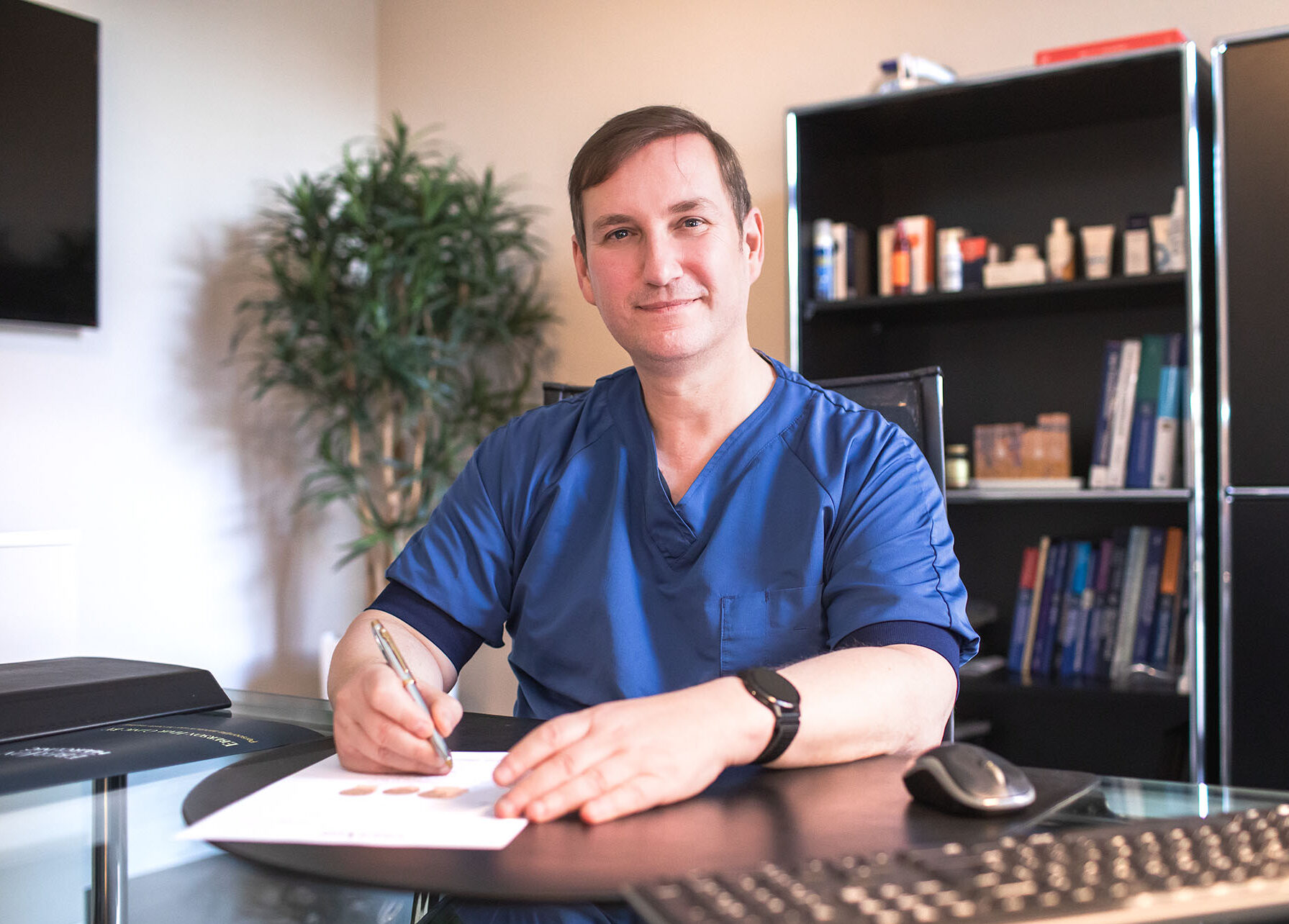 Eberson Hair Clinic Haarlem Amsterdam haartransplantatie haarherstel kliniek-2 kl